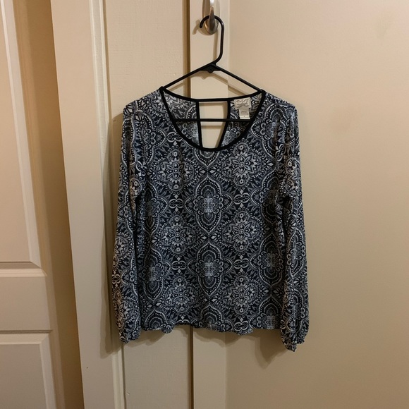 Navy Floral Blouse - Picture 4 of 7